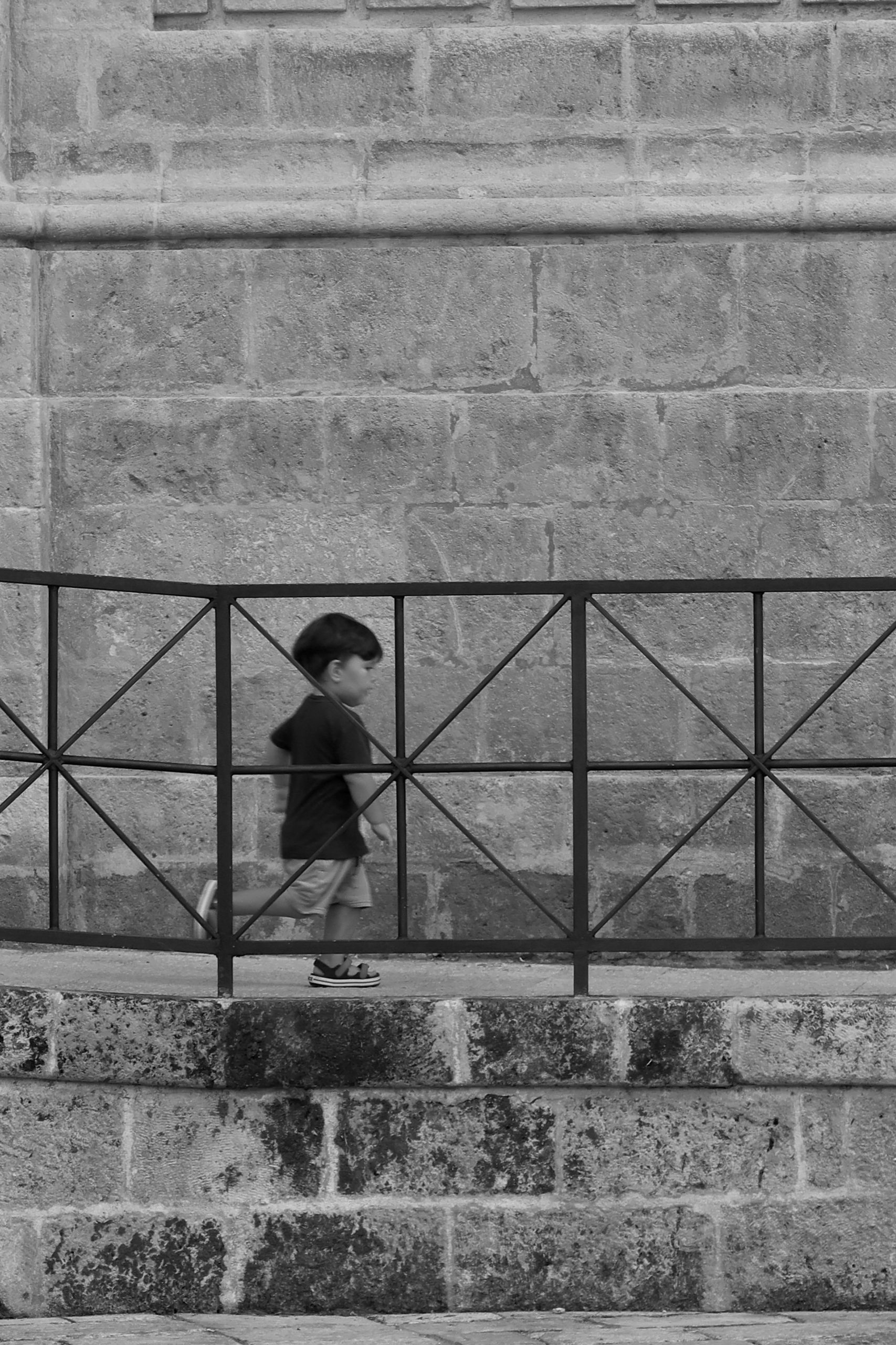 Exploring how monochrome photography creates timeless emotion through contrast, shadows, and storytelling.